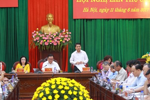 Bí thư Hà Nội: 5 đoàn kiểm tra về trật tự vỉa hè nhưng chưa thấy xử lý cán bộ nào ảnh 1